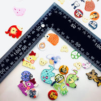 50x Mix Design Flowers, Butterflies, Animals etc.Wood Buttons for Craft & Sewing