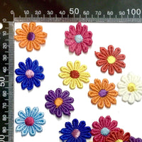 24x Multicolour Daisy Flower Machine Embroidered 25mm Sew-On Applique Patch