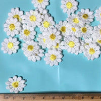 30x Small 20mm Daisy Flower Yellow Center Embroidered Sew On Applique Patch